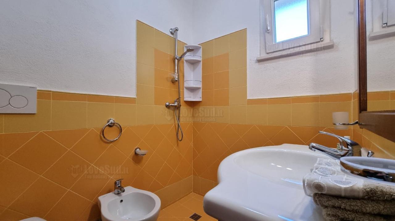 Casa Funnuvojere By Lovesud Corsano  Luaran gambar